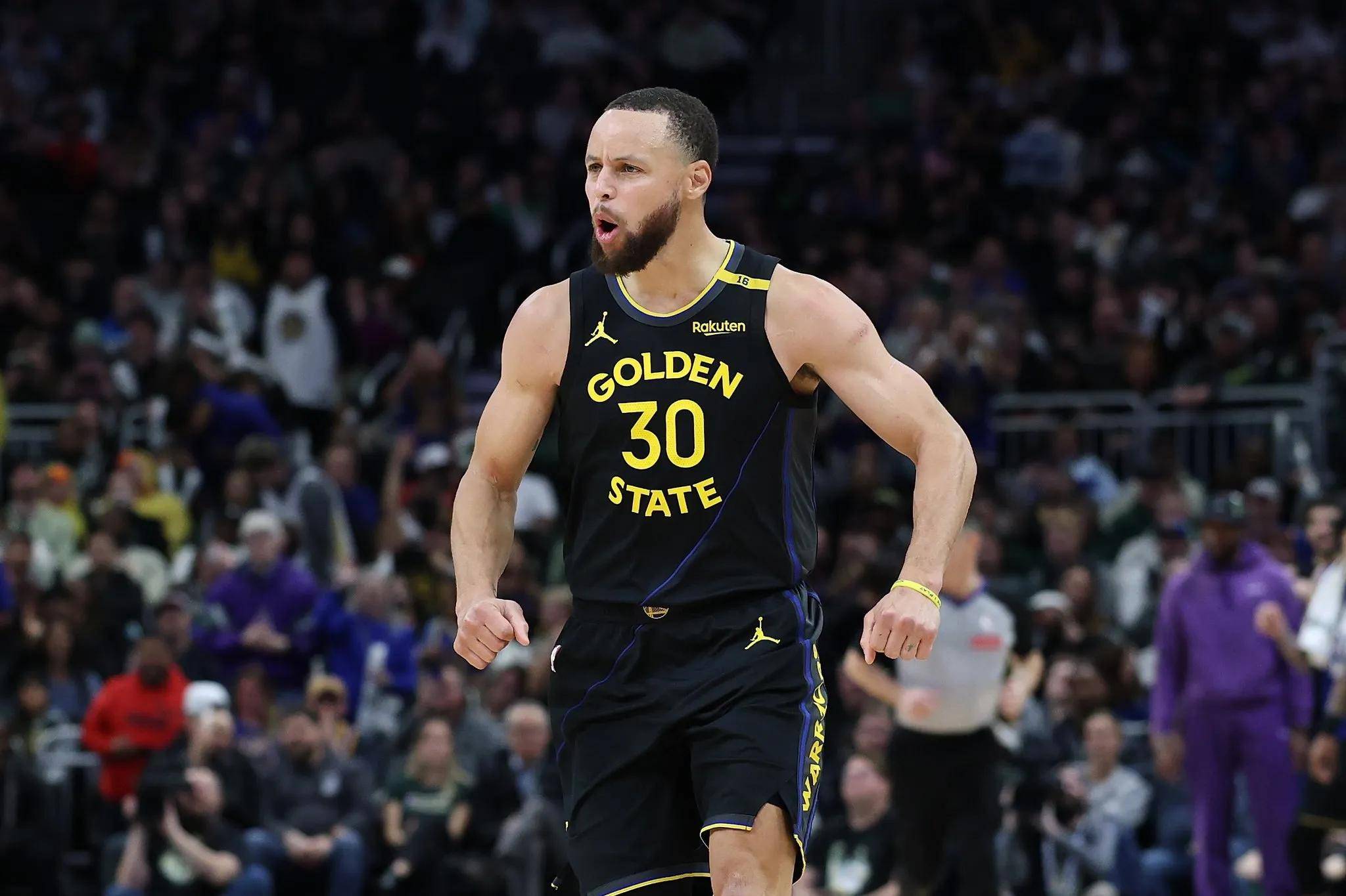 九游体育-大比分获胜引发热议！，库里在独行侠比赛中出色防守全场沸腾不已的简单介绍