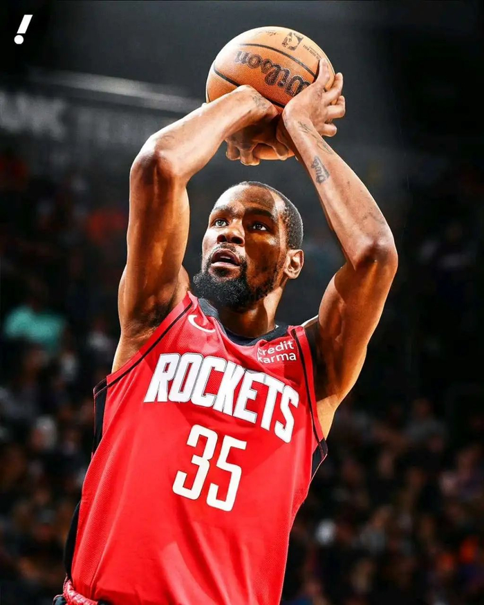 关于杜兰特回归赛场,战术调整首场状态亮眼,巴塞罗那观众沸腾!的信息 关于杜兰特回归赛场,战术调整首场状态亮眼,巴塞罗那观众沸腾!的信息