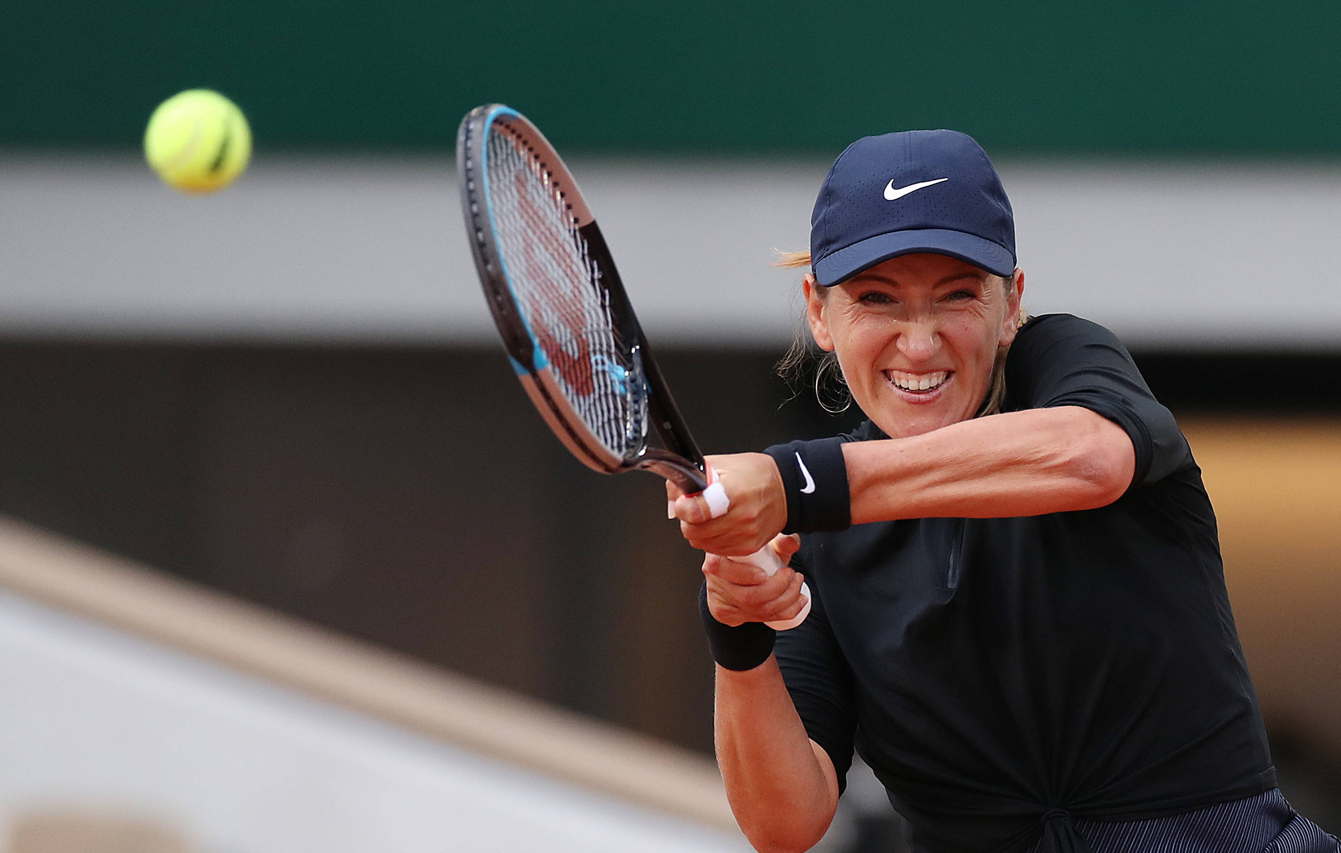 九游娱乐-阿扎伦卡迎来十二赛季高光表现，热火球迷沸腾！的简单介绍