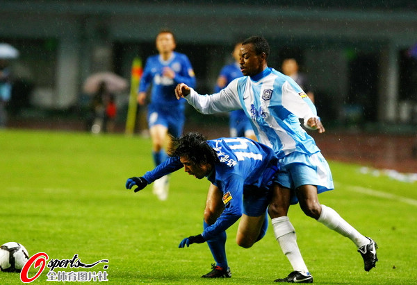 九游体育-关于德罗巴在中国队比赛中出色防守，赛事规则更新引发热议！的信息