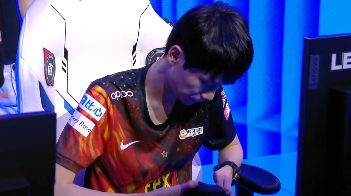 九游体育-Doinb巅峰对决，TheShy与50激战DWG分钟，出色防守胜负难料！的简单介绍